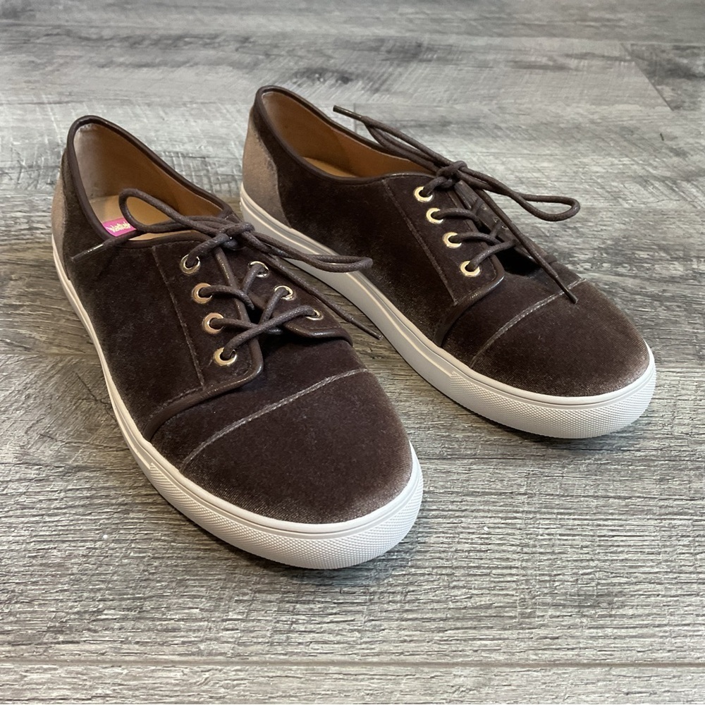 Elaine Turner Velvet Tennis Shoes Size 9.5
